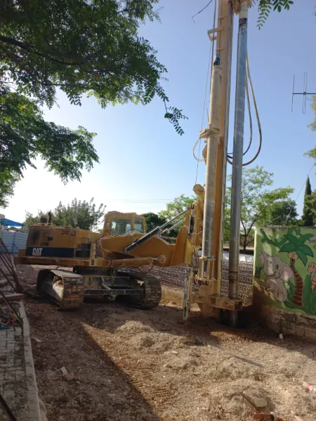 חפירת יסודות